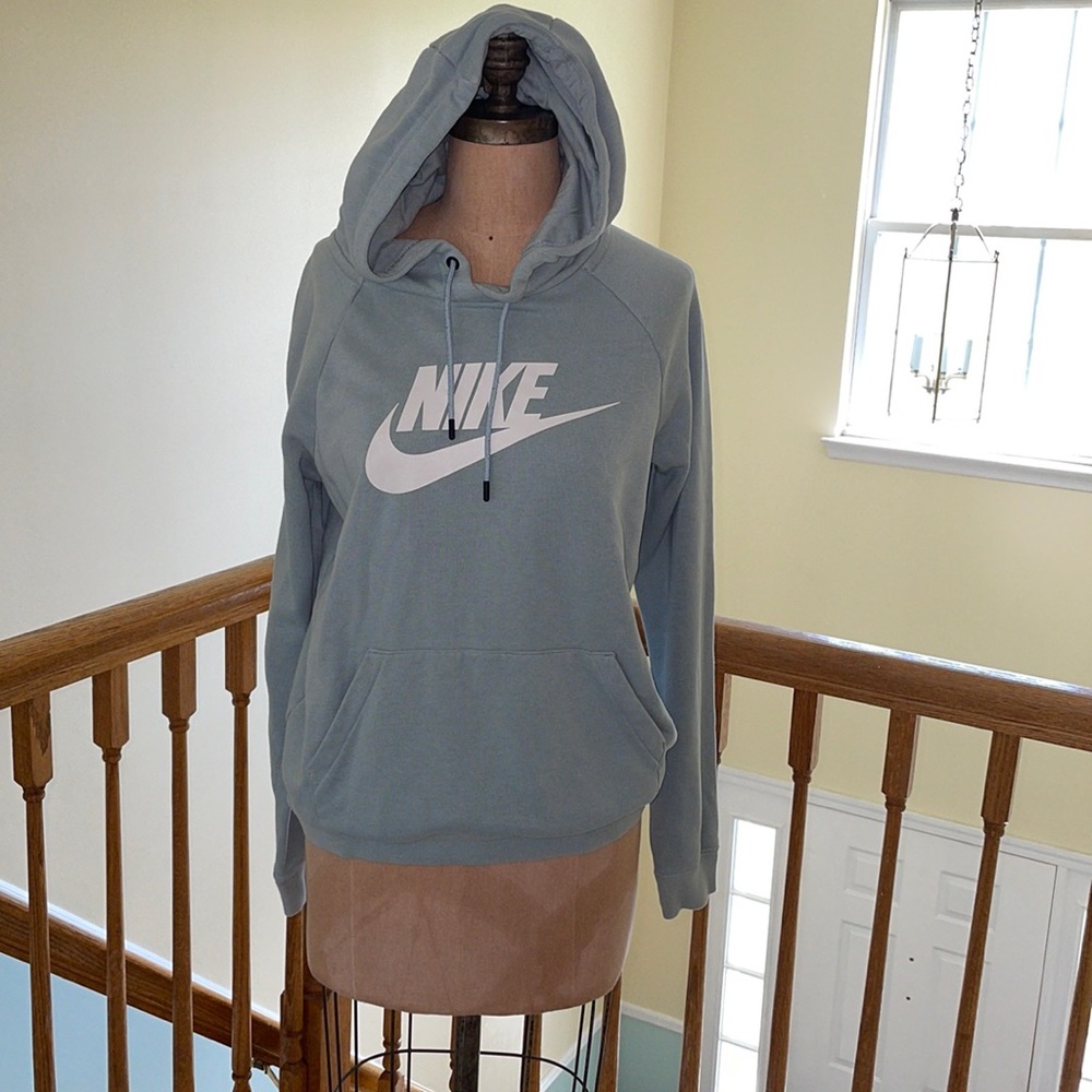 Nike hooded sweatshirt